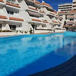 Casa Flores With Heated Pool, Only 490 Meters To The Beach, Balcony, Wifi Arona (Tenerife)