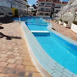 Casa Flores With Heated Pool, Only 490 Meters To The Beach, Balcony, Wifi Appartement *