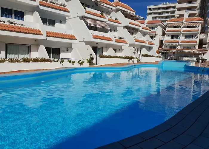 Casa Flores With Heated Pool, Only 490 Meters To The Beach, Balcony, Wifi ארונה