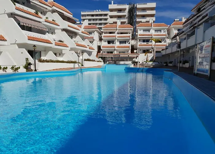 Casa Flores With Heated Pool, Only 490 Meters To The Beach, Balcony, Wifi