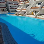 Apartmán Casa Flores With Heated Pool, Only 490 Meters To The Beach, Balcony, Wifi