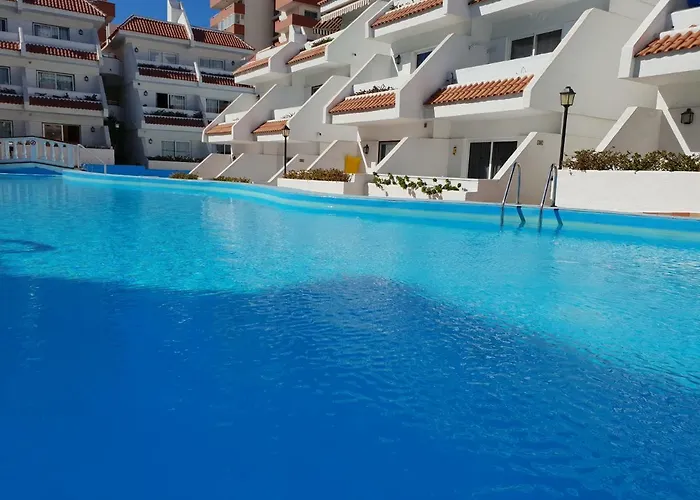 Apartment Casa Flores With Heated Pool, Only 490 Meters To The Beach, Balcony, Wifi Arona (Tenerife)