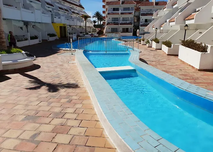 Casa Flores With Heated Pool, Only 490 Meters To The Beach, Balcony, Wifi *