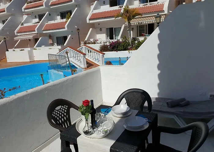 Casa Flores With Heated Pool, Only 490 Meters To The Beach, Balcony, Wifi * Arona (Tenerife)